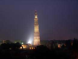 Public access to illuminated monuments in Delhi